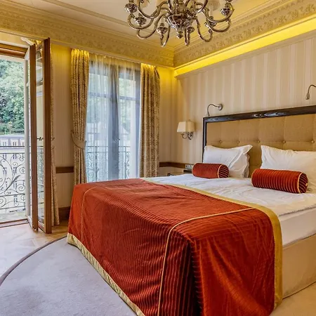 Grandhotel Pupp Hotel 5*