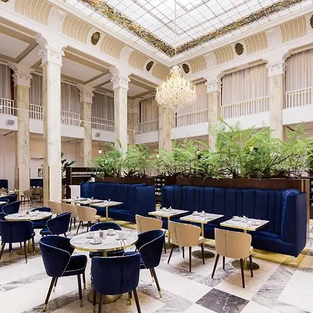 Szálloda Grandhotel Pupp
