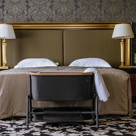 Szálloda Grandhotel Pupp 5*
